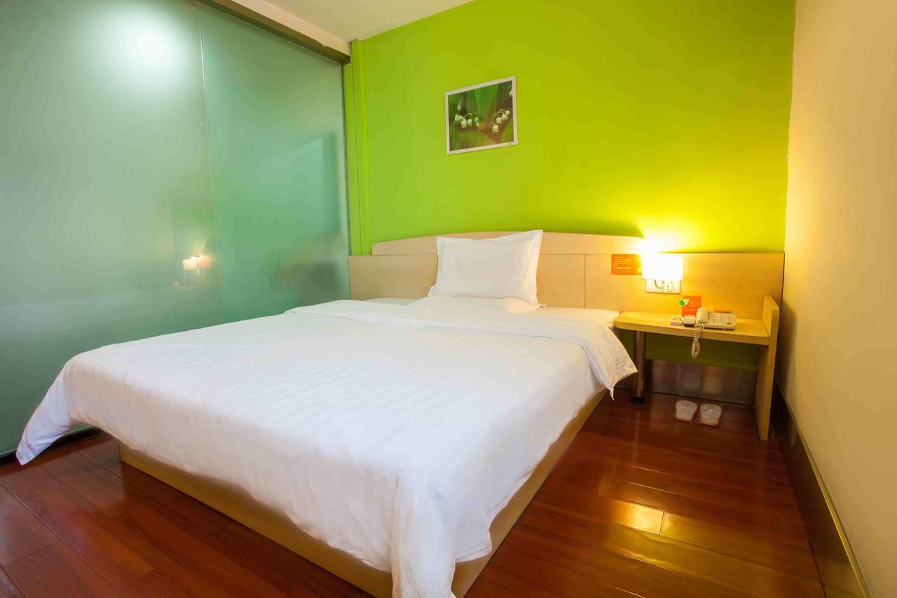 7Days Inn Yunfu Luoding Central Phòng bức ảnh